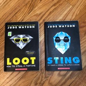 LOOT and STING by Jude Watson 2 Books